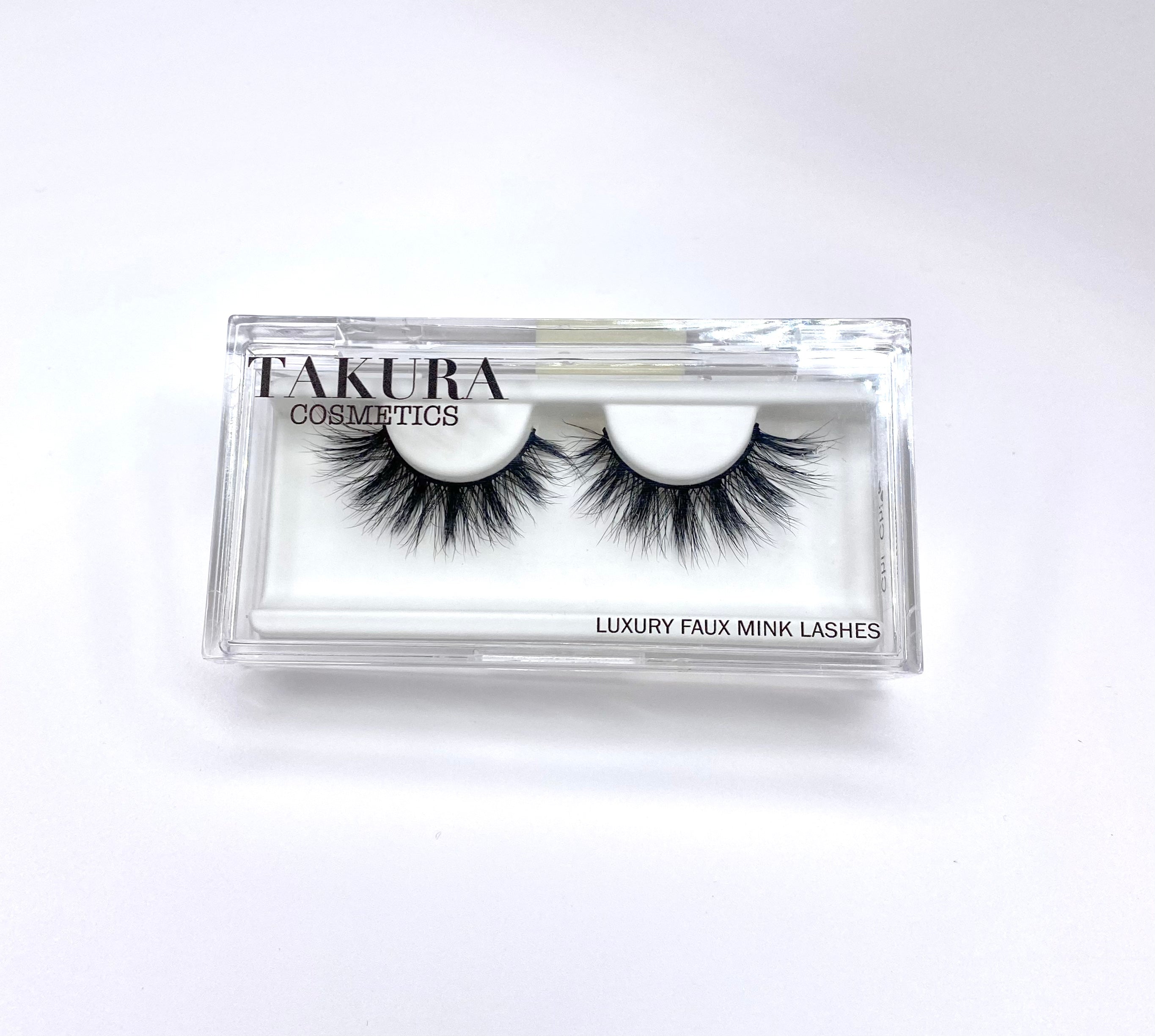 Chi Chi Luxury Lashes